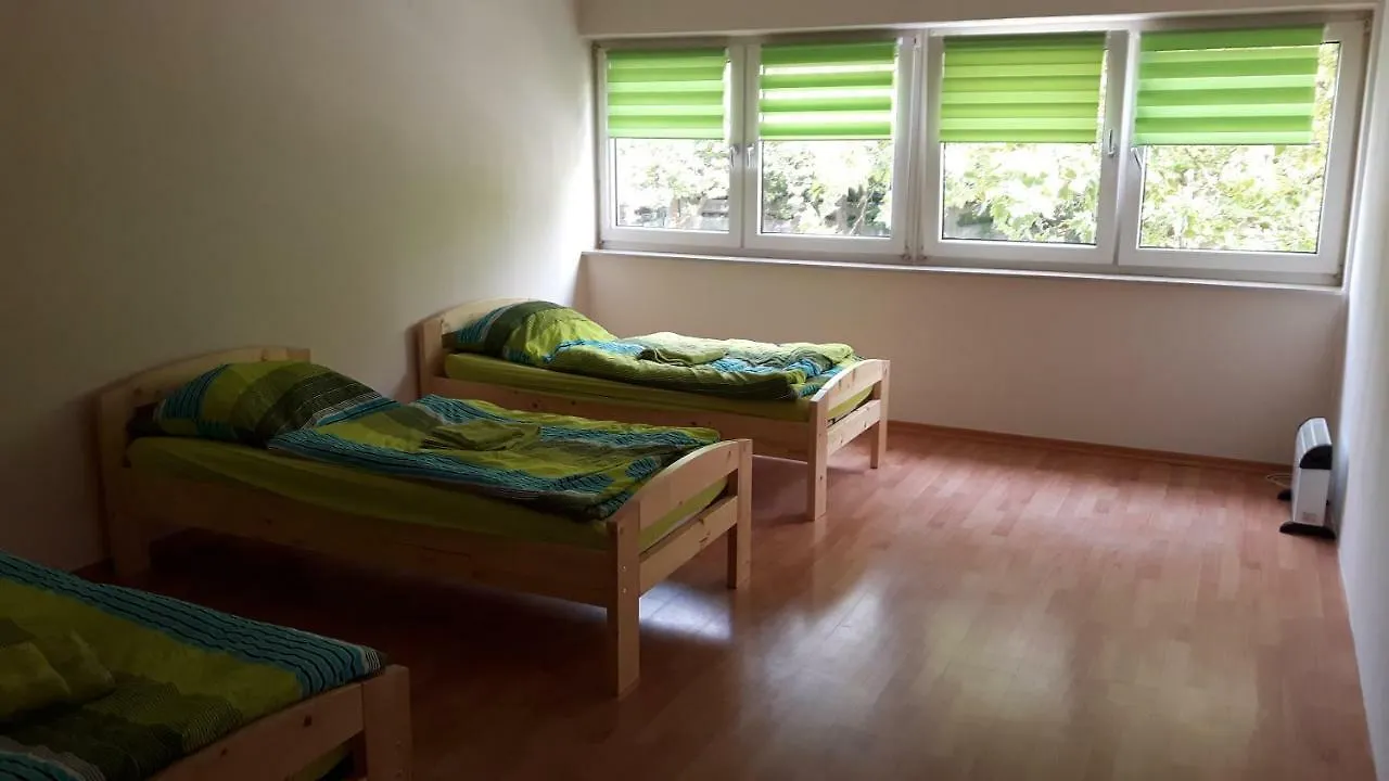 Haus Am Schiffbeker Berg 호텔 함브루크 0*,
